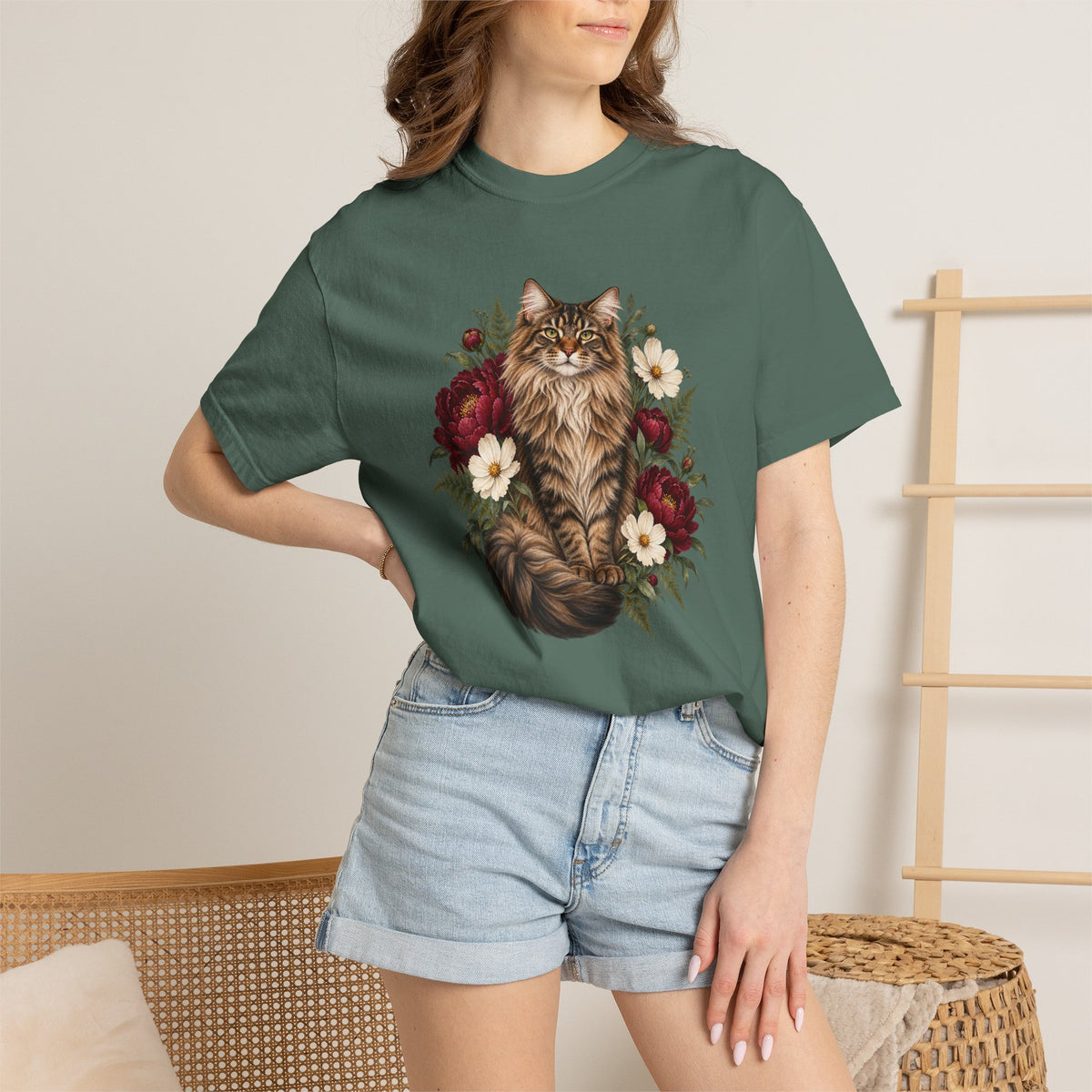 Maine Coon Cat T-Shirt — The Peony Guardian