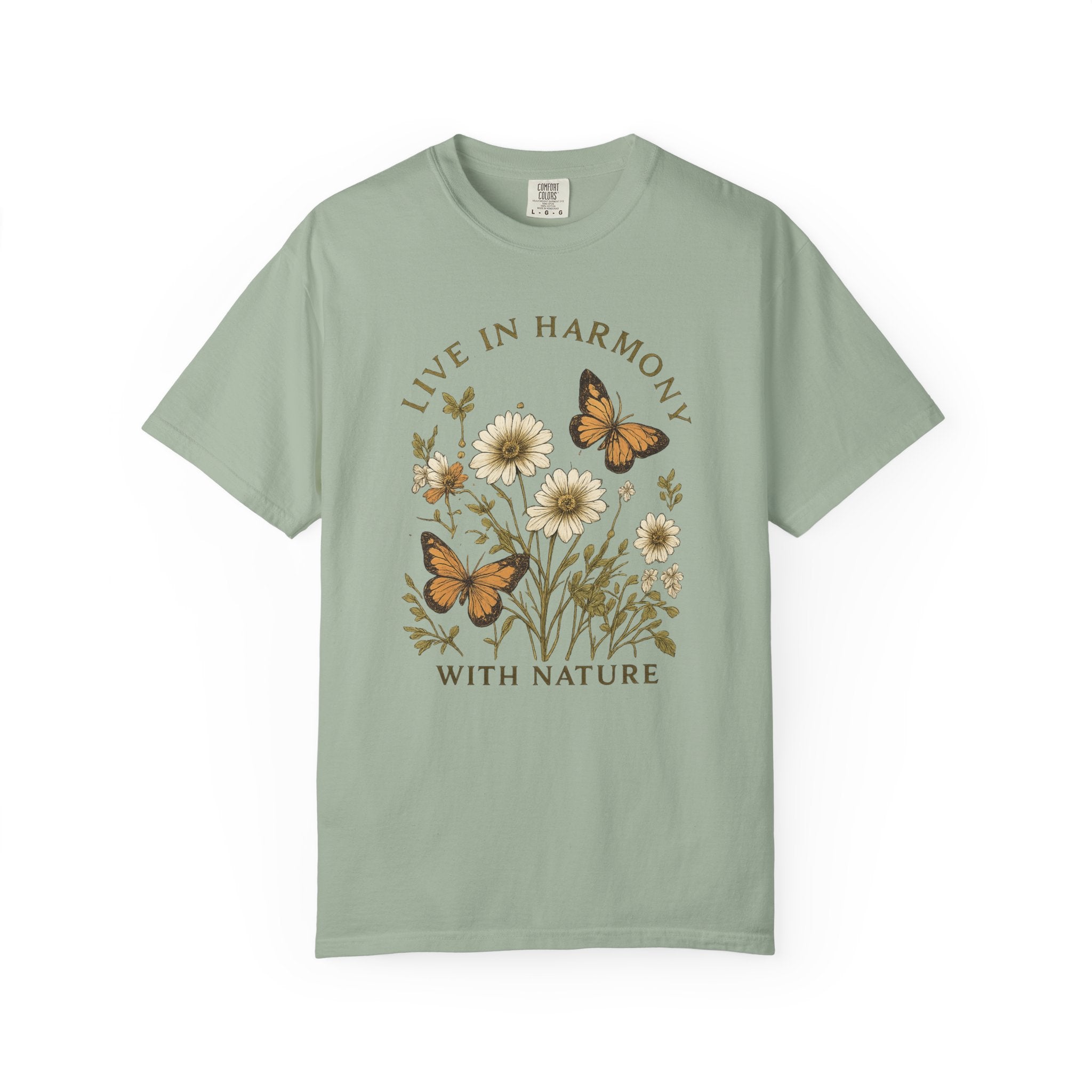 Live in Harmony With Nature – Tee