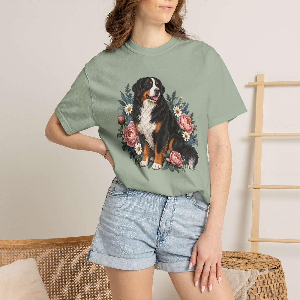 Ferret Ranunculus Tee