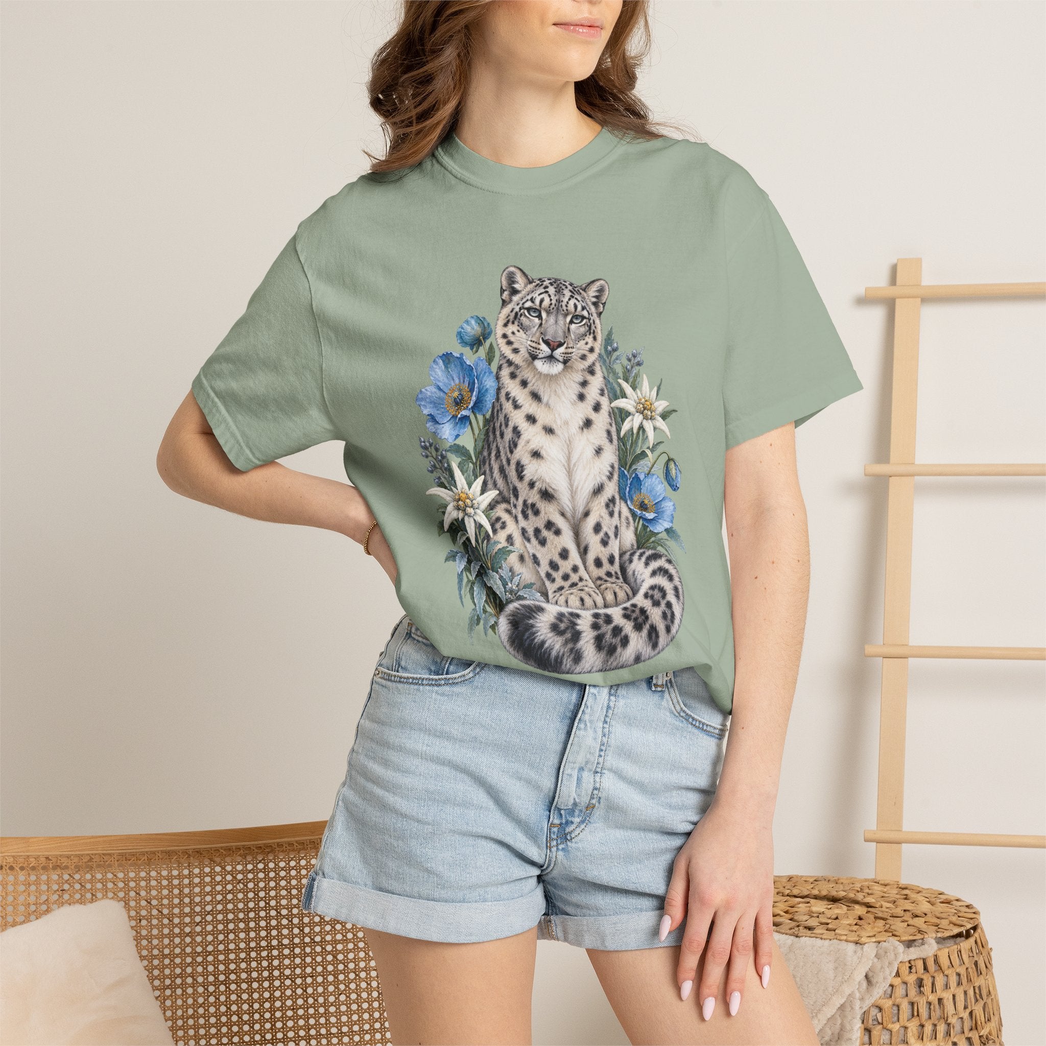 Snow Leopard & Blue Poppy T-Shirt — snow leopard artwork detail