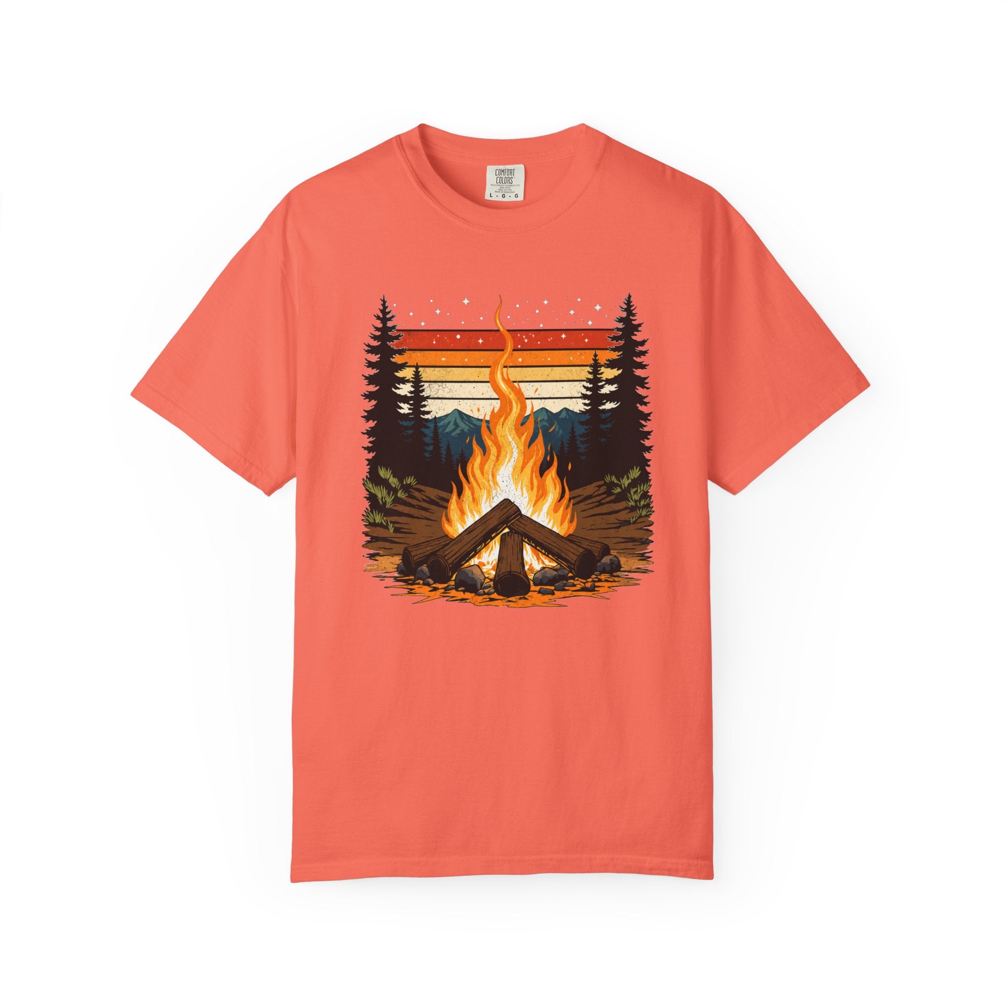 Campfire Retro Sky – Vintage Mountain Sunset Comfort Colors Tee