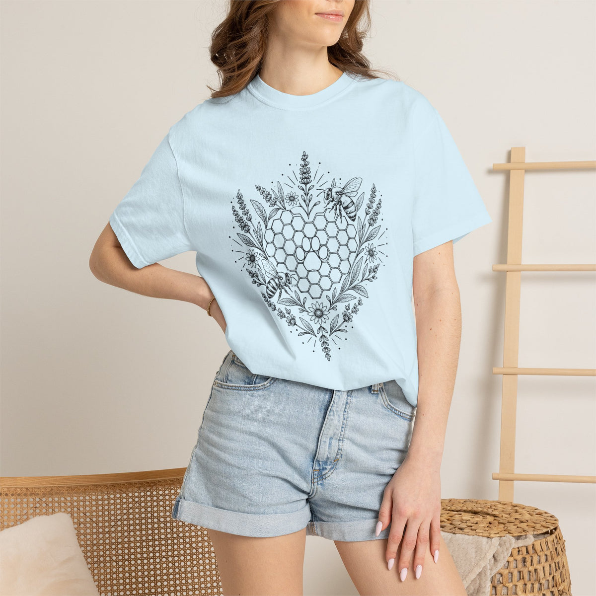 Bee Paw T-Shirt — Garment-Dyed Cotton