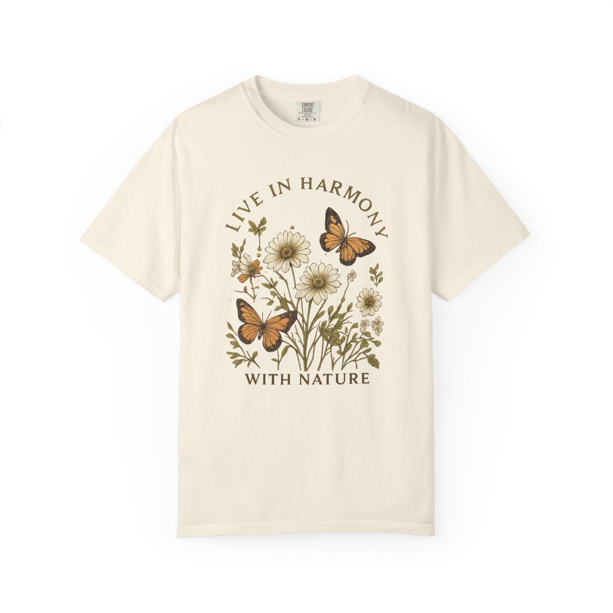 Live in Harmony With Nature – Tee