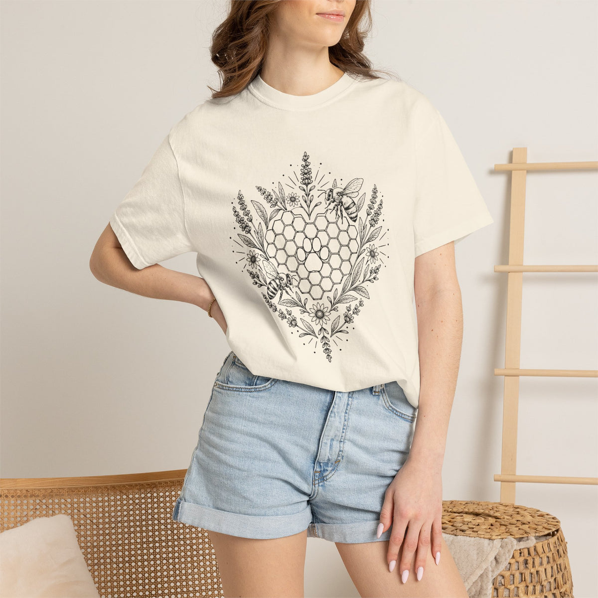 Bee Paw T-Shirt — Garment-Dyed Cotton