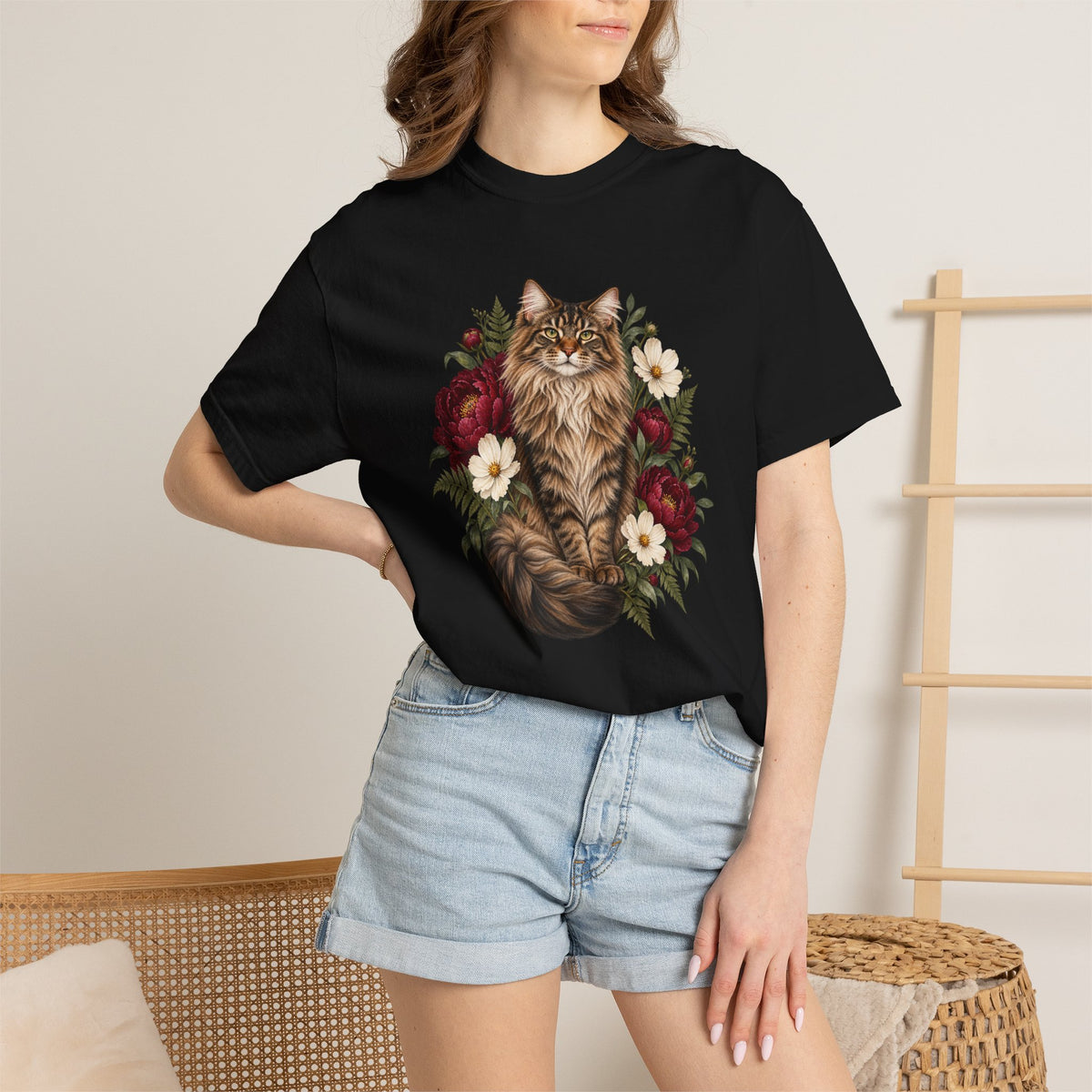 Maine Coon Cat T-Shirt — The Peony Guardian