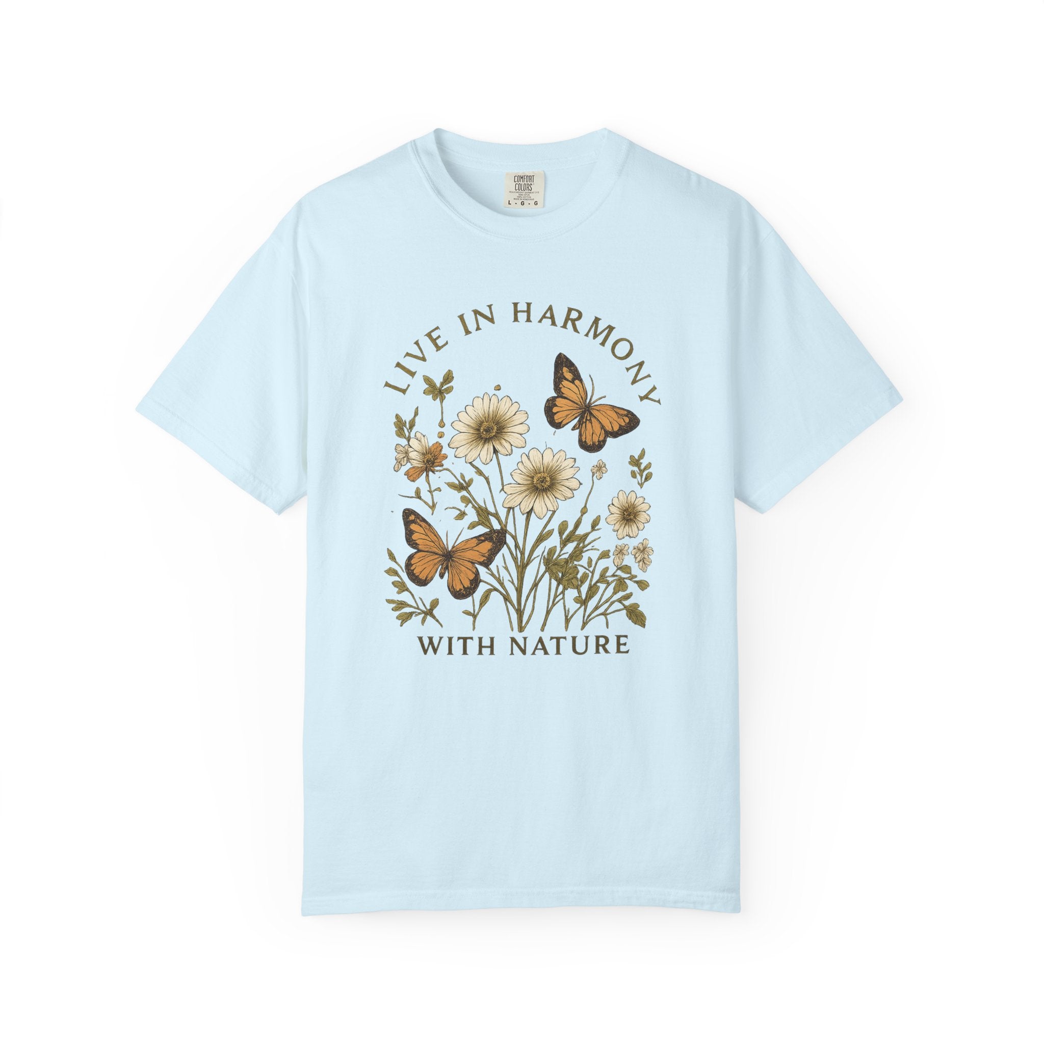 Live in Harmony With Nature – Tee