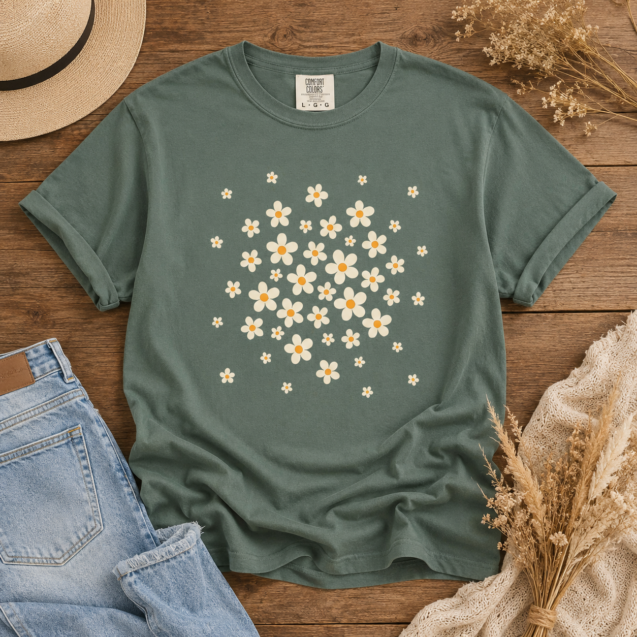 Daisy Scatter Tee