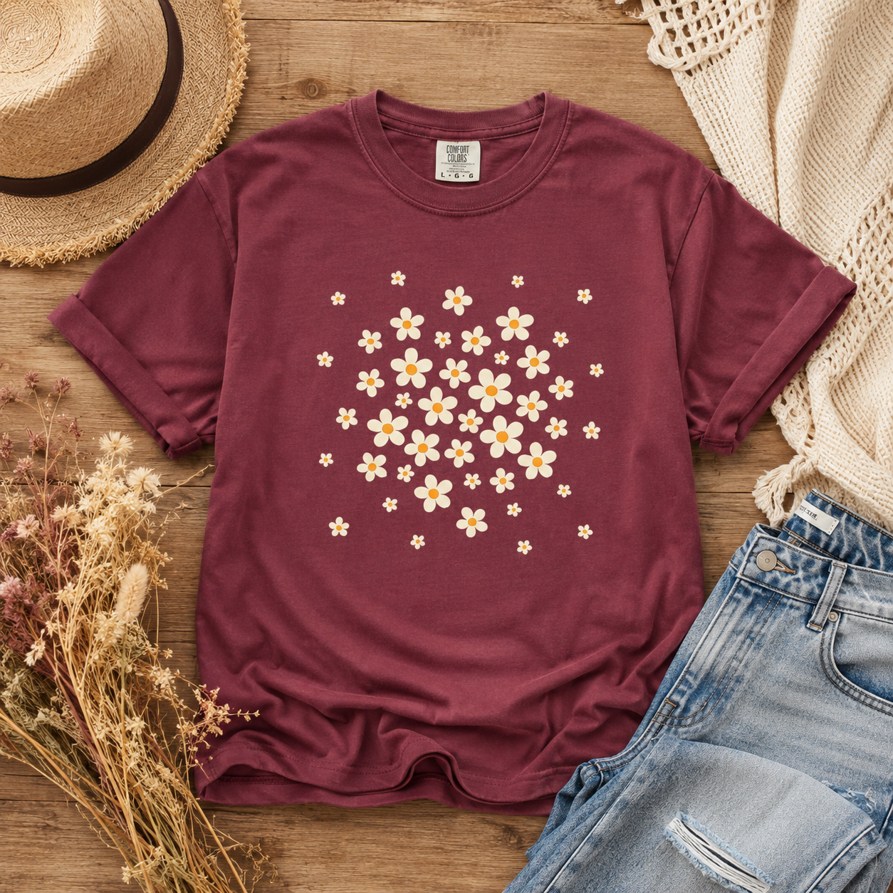 Daisy Scatter Tee