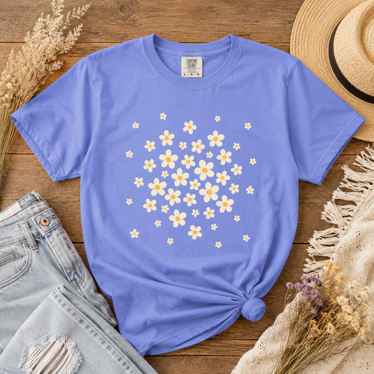 Daisy Scatter Tee