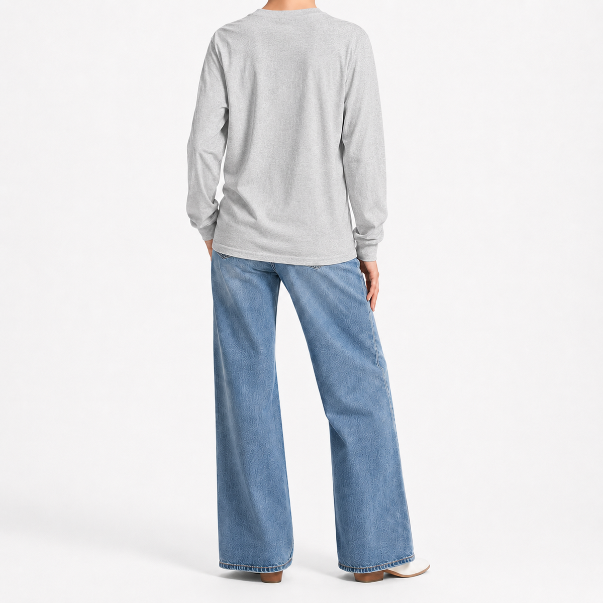 Joy Finds a Way In Long Sleeve T-Shirt