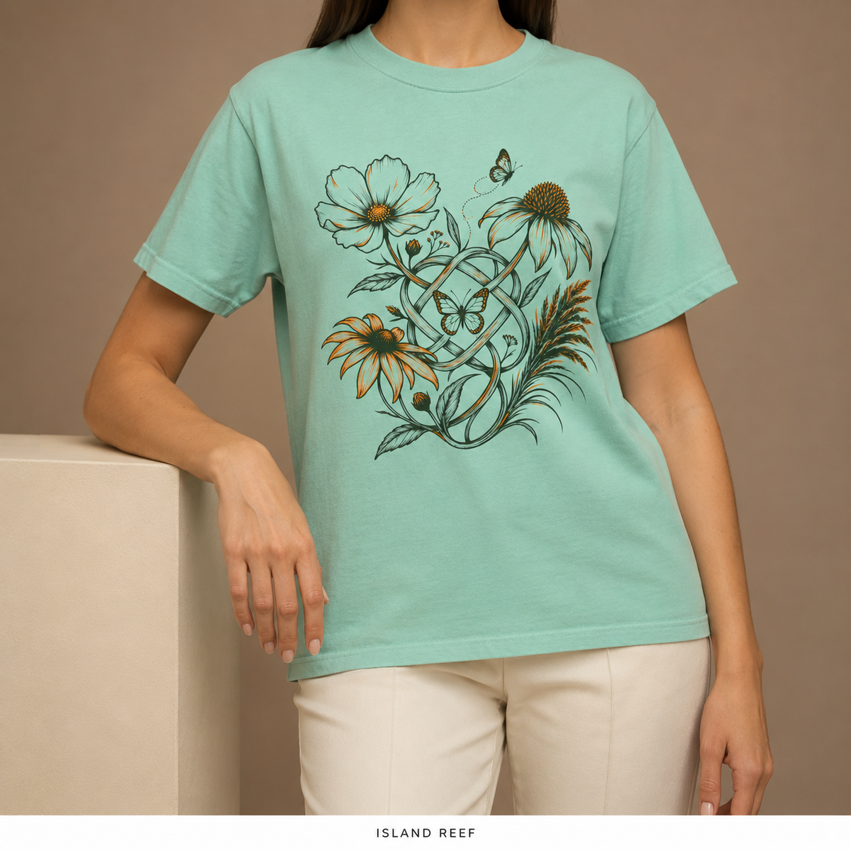 Wildflower Love Knot Botanical T-Shirt